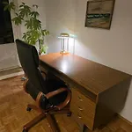 Gemuetliche Doppelhaushaelfte Mit Garten *