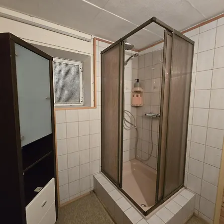 Gemuetliche Doppelhaushaelfte Mit Garten