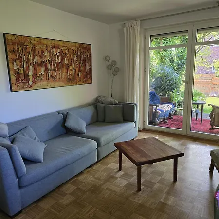 Gemuetliche Doppelhaushaelfte Mit Garten Bochum