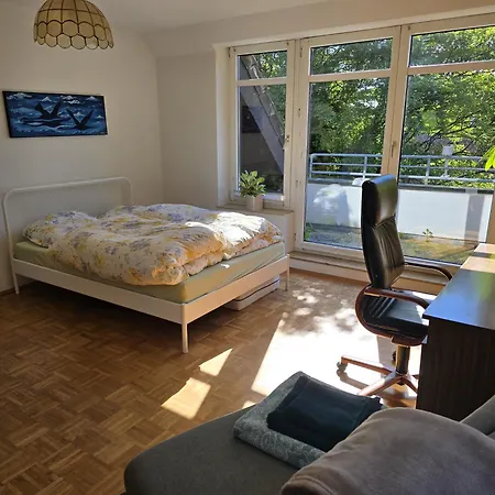 Gemuetliche Doppelhaushaelfte Mit Garten بوخوم