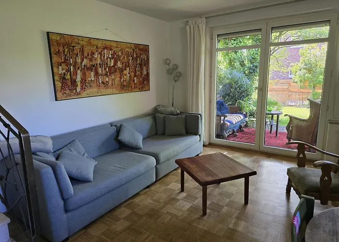 Gemütliche Doppelhaushälfte Mit Garten Bochum