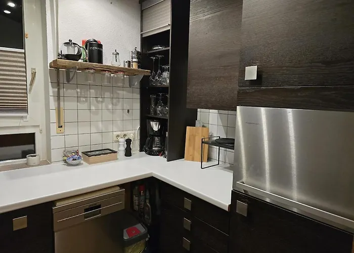 Gemuetliche Doppelhaushaelfte Mit Garten